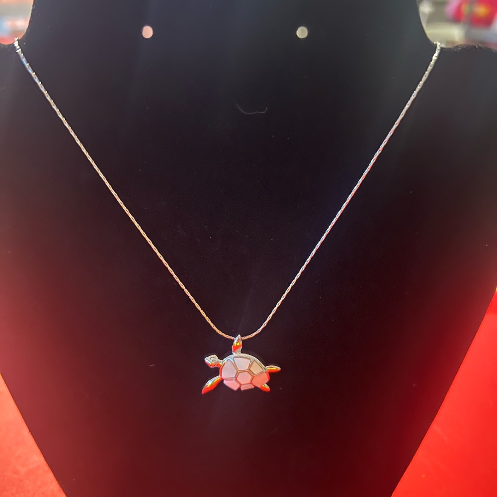 Silver Turtle Pendant Necklace